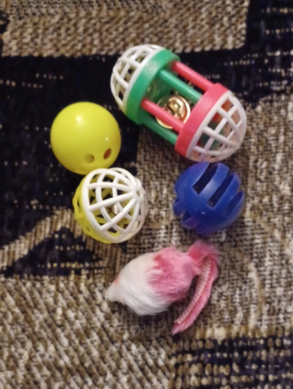 $4 Add-on New Assorted Toys For Cats Or Small Pets